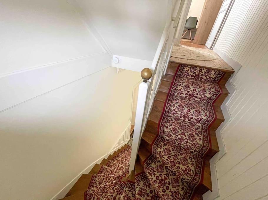 4 Chambres - Grande Maison - Parking - Jardin Амиен Екстериор снимка
