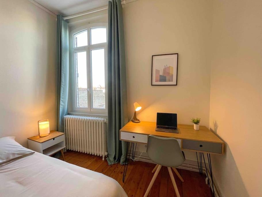 4 Chambres - Grande Maison - Parking - Jardin Амиен Екстериор снимка