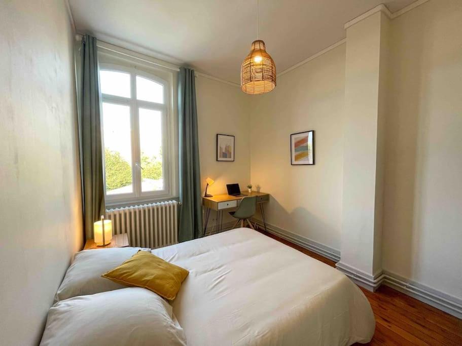 4 Chambres - Grande Maison - Parking - Jardin Амиен Екстериор снимка