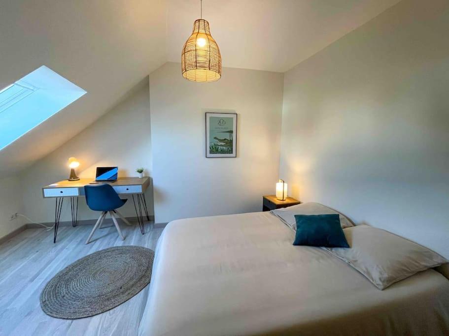 4 Chambres - Grande Maison - Parking - Jardin Амиен Екстериор снимка