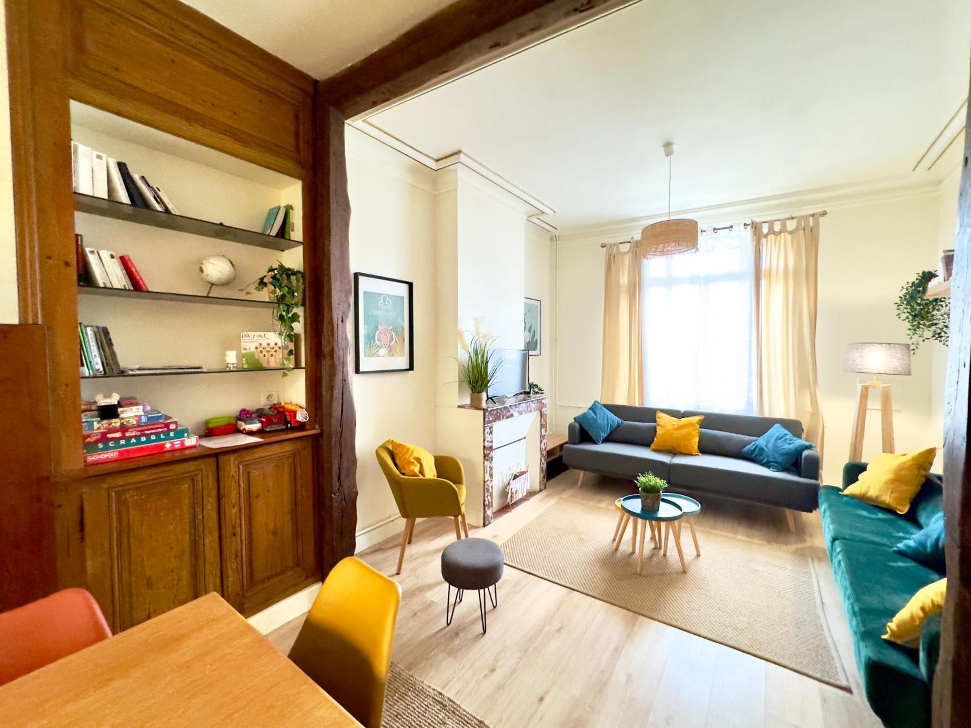 4 Chambres - Grande Maison - Parking - Jardin Амиен Екстериор снимка