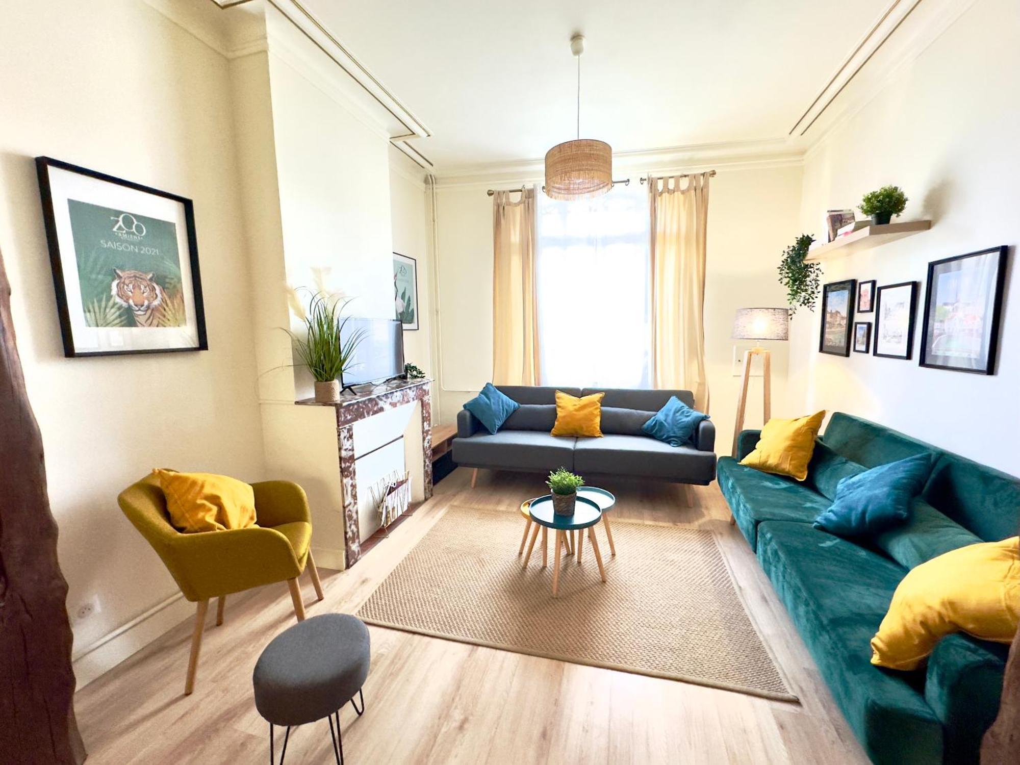 4 Chambres - Grande Maison - Parking - Jardin Амиен Екстериор снимка